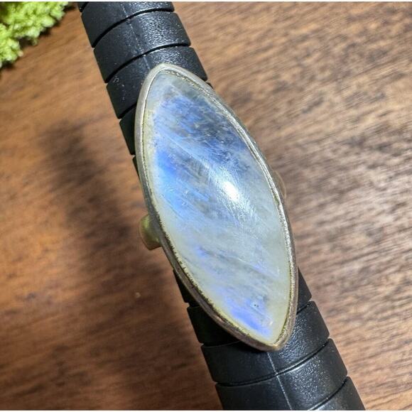 Sterling Silver Chunky Natural Rainbow Moonstone Ring Size 4.75 - Picture 5 of 11